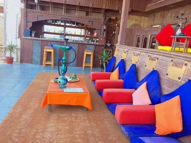 Christina Hotel Beach Palace