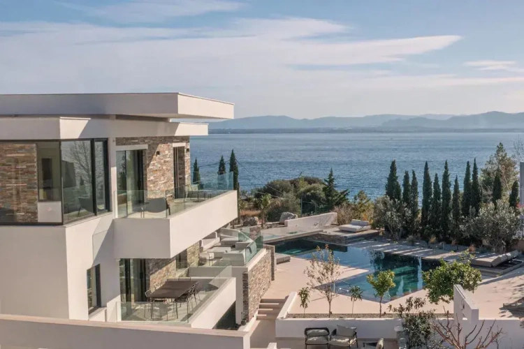 Luxury Villa