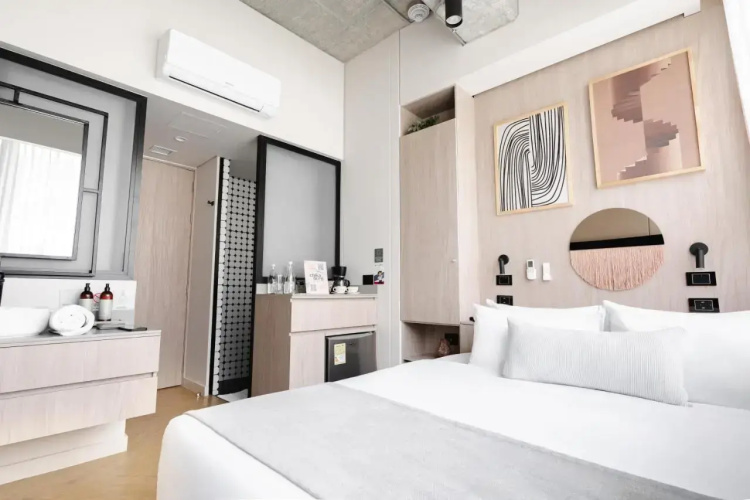 Nakúa Stay + Work