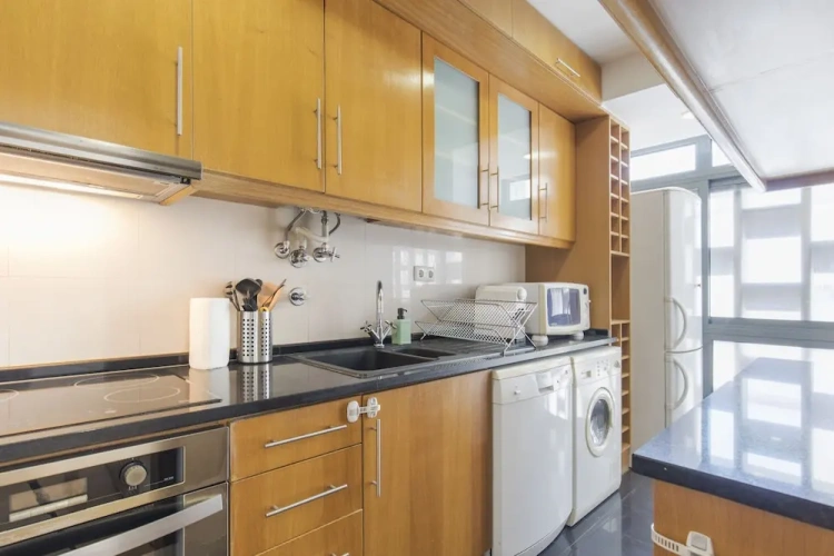 1 Bedroom Apartment with city view