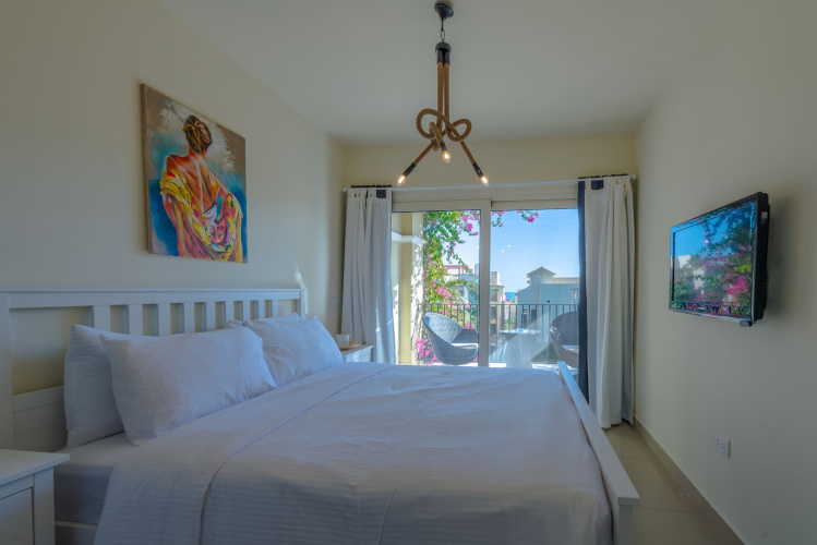 VESTA - Luxury APT - 2BR - Veranda