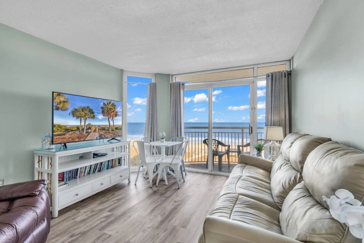 1 Bedroom Standard room with balcony and with ocean view