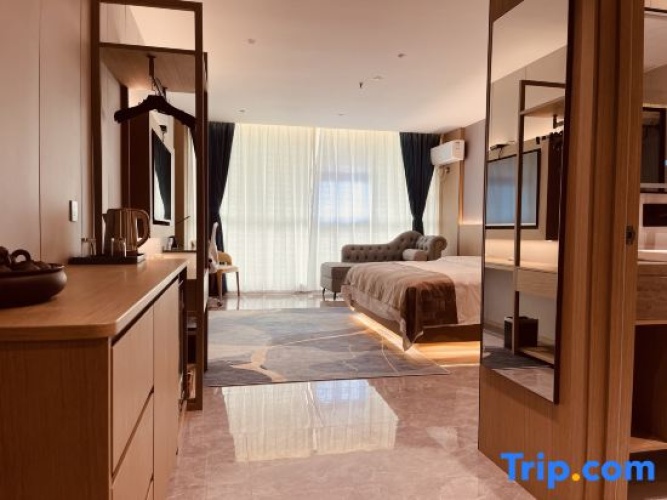 Business Quadruple room
