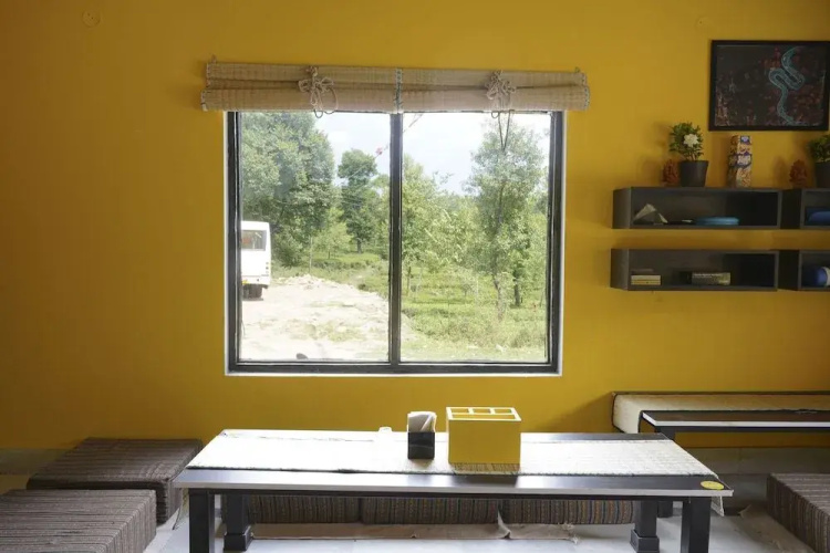 The Hosteller Bir