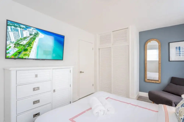 ONE Bedroom Apartment