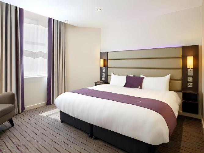 Premier Inn London Leicester Square photo 6