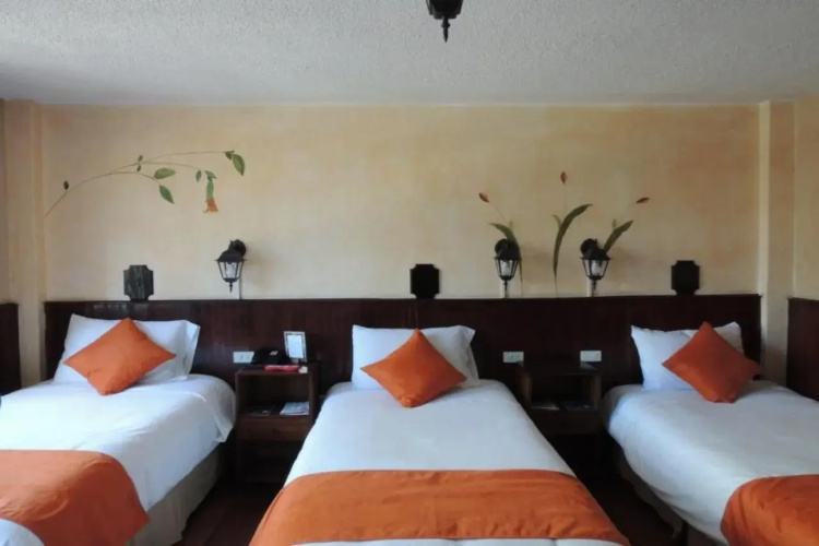 Kitu Hotel