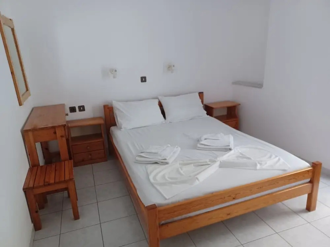 Argiro Studios And Apartments