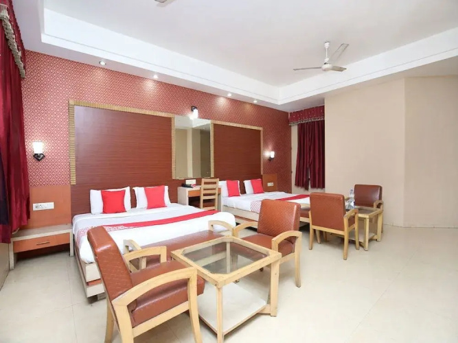 OYO Rooms Hussainpura Bridge
