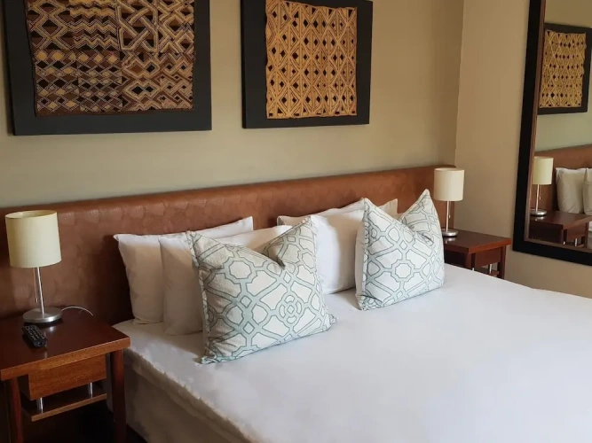 3 Bedrooms Executive Penthouse room with balcony