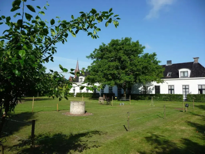 Het Weeshuis