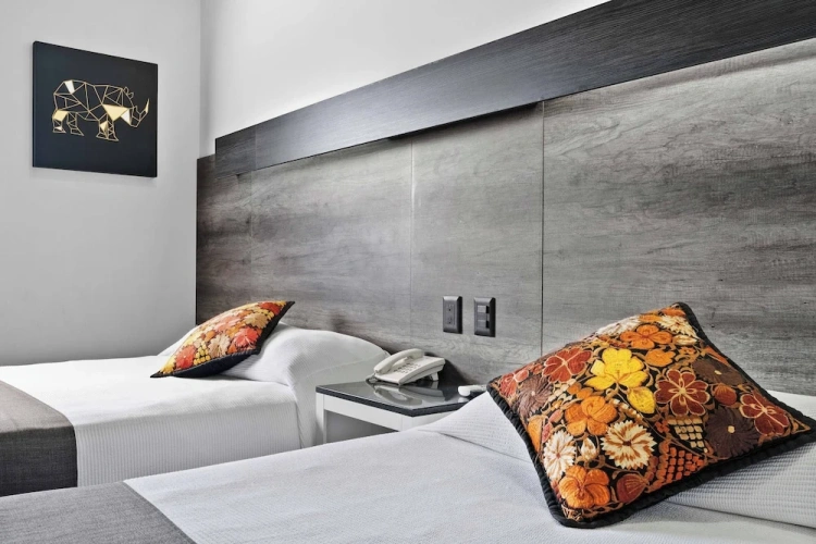 Quadruple Suite