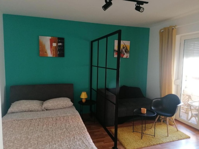 1 Bedroom Apartment