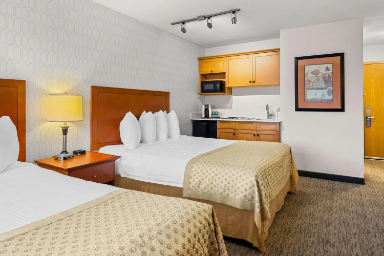 Best Western Plus Langley Inn photo 6