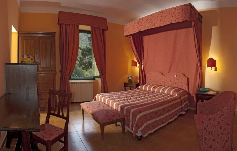 Standard Double room with view