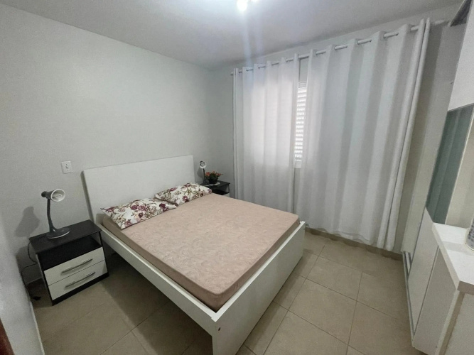 Cód 411- Casa quadra mar em Bombinhas Centro - 30m da praia