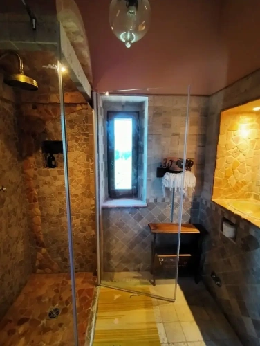 Premium Suite with land view