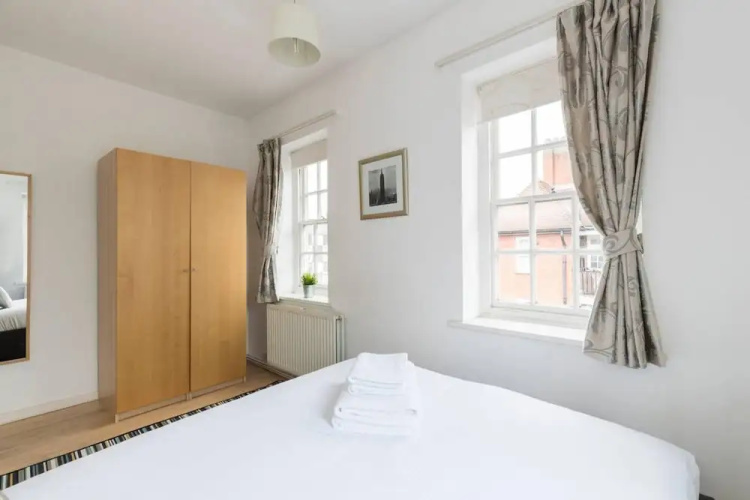 2BR Westminster Flat Close to Buckingham Palace