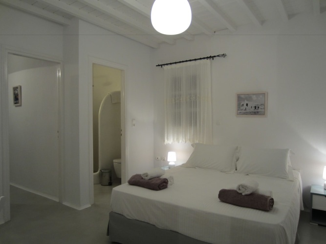 Mykonos Scorpion Beachfront Suites