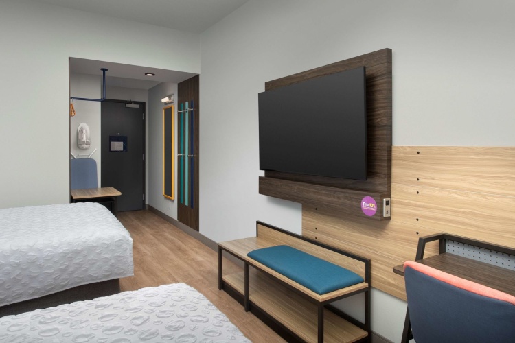 Tru by Hilton Miami West Brickell photo 8