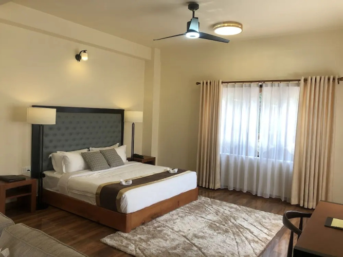 Legphel Hotel