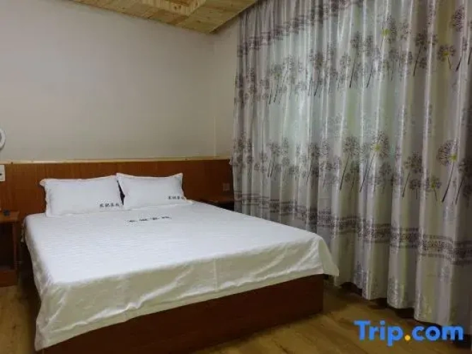 2 Bedrooms Quintuple Suite