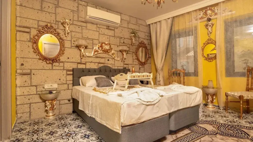 Lamur Otel
