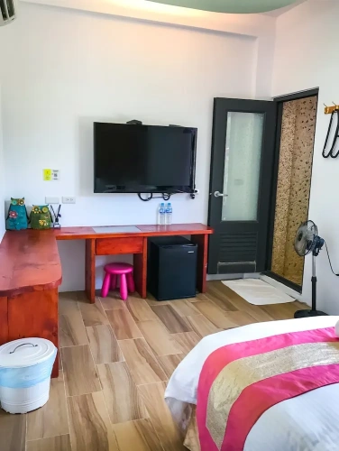 Standard Triple Basement room