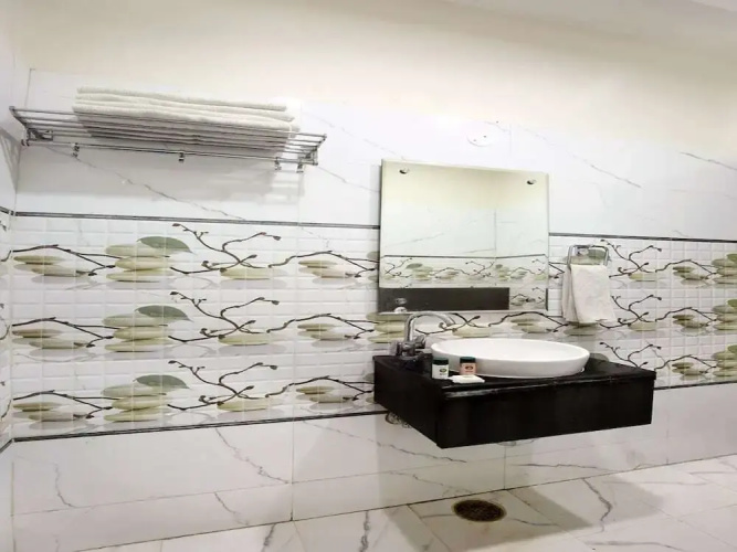 Hotel Crossroads by OYO Rooms