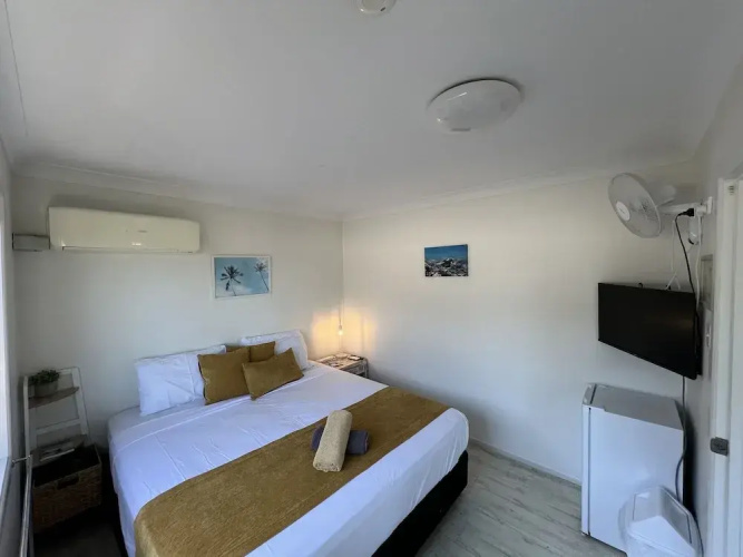 Yeppoon Beachhouse - Hostel
