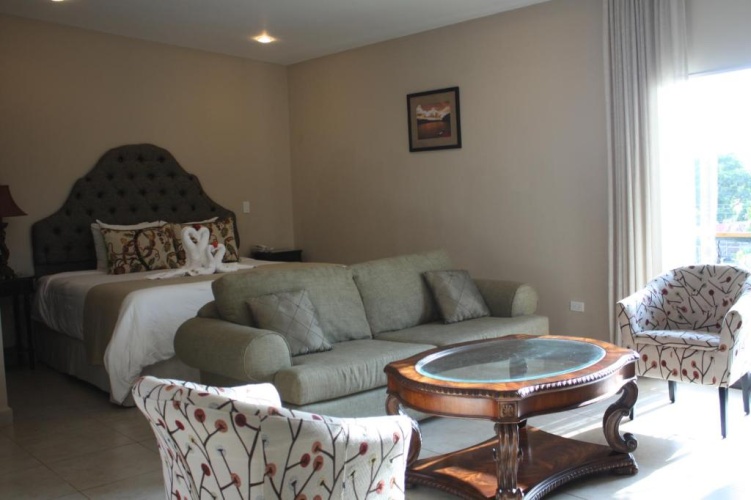 Deluxe Double Suite