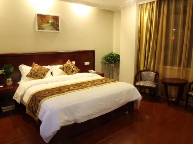 Standard Sextuple room