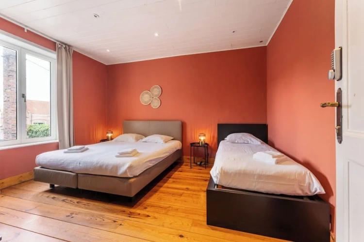 Economy Triple room