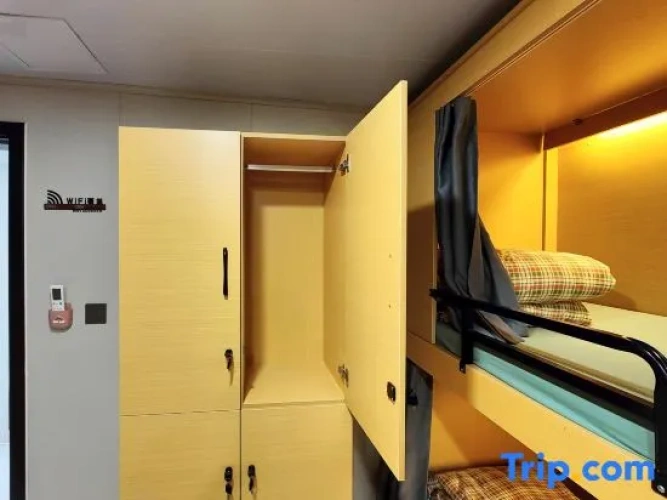 Bed in Dorm (female dorm)