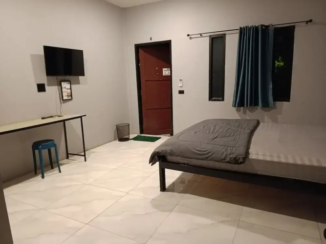 Check-in Resort