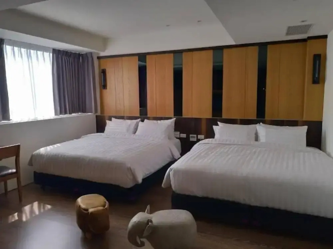 Lantan Moonlight Hotel