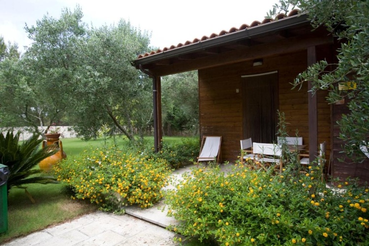 2 Bedrooms Bungalow