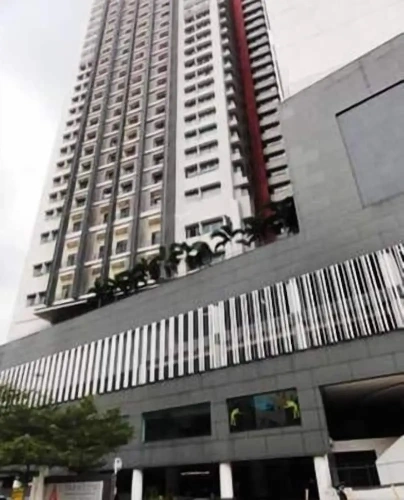 3 Bedrooms Sextuple Apartment with balcony