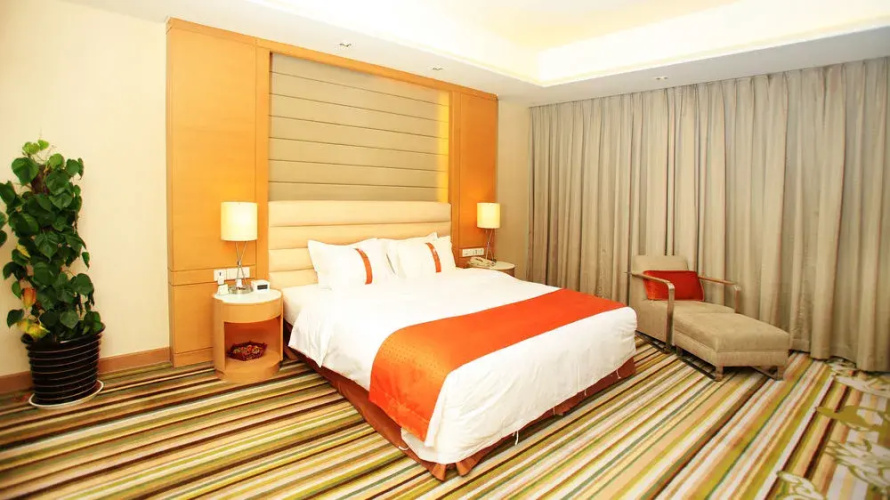 Holiday Inn Riverside