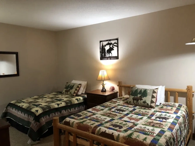 1 Bedroom Standard Basement room