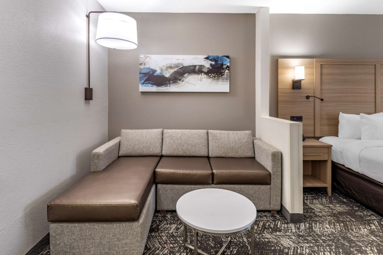 Double Suite
