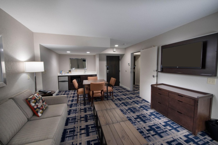 Double Suite