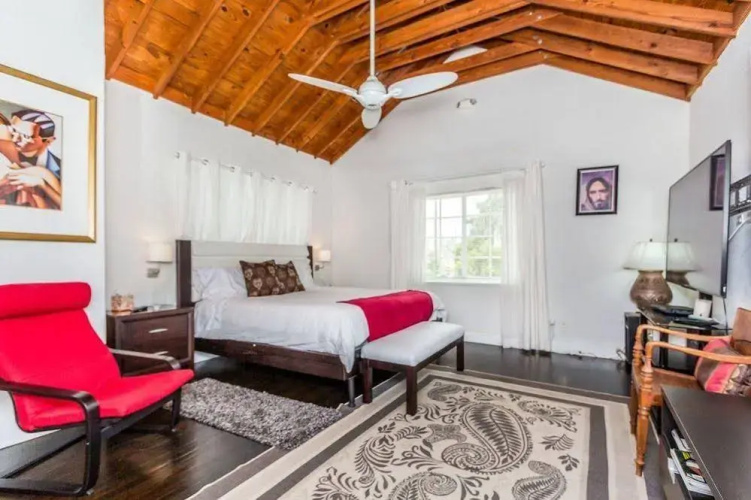 Villa A Diamond in South Beach