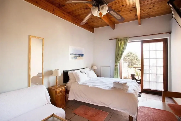 Bed and Beach Cape Town