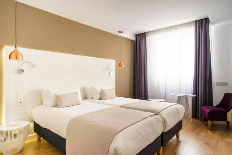 Deluxe Twin room