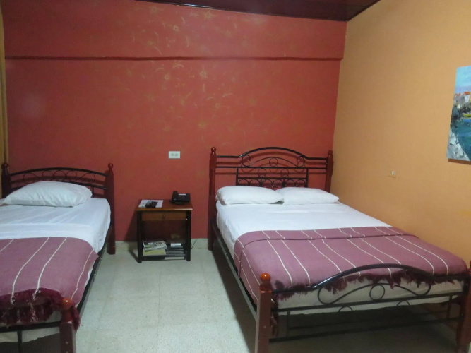 Hostal Cocos Inn