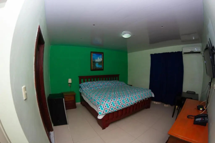 Hotel Renacer