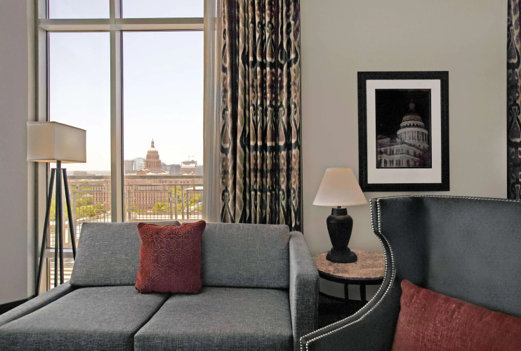 Hampton Inn & Suites Austin @ The University / Capitol