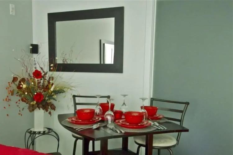 1 Bedroom Apartment with balcony