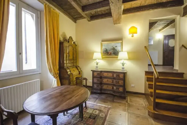 Garisenda Lodge